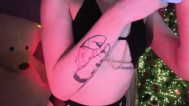 SandraBoyl online show from 12-20-25, 02:40