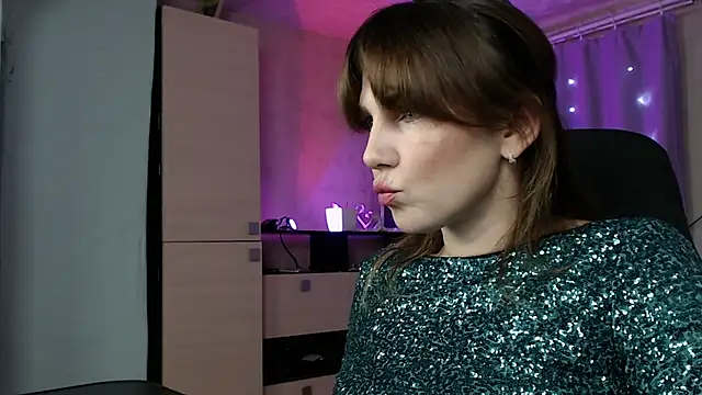 Snapshot of Daniela_Cooperr chatting on 10-12-25, 05:23 Daniela Cooperr online show from 10-12-25, 05:23