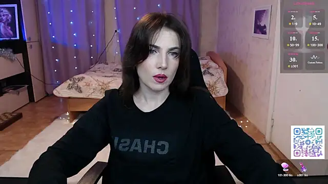 Daniela Cooperr online show from 04-25-26, 05:10