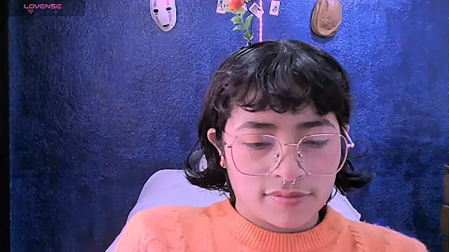 NinaYellow online show from 12-11-24, 12:55