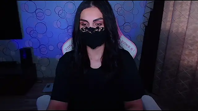 Snapshot of __Yasmina__ chatting on 10-17-25, 06:16 Yasmina online show from 10-17-25, 06:16