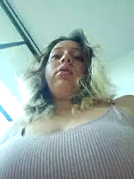 Enyeld ruru online show from 10-19-25, 04:07