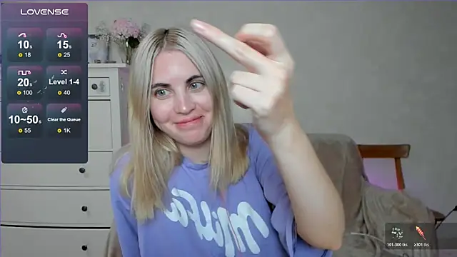 Snapshot of pawpaws chatting on 10-22-25, 08:58 pawpaws online show from 10-22-25, 08:58