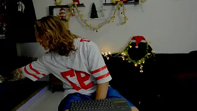 Tom Krakow online show from 12-27-24, 07:14