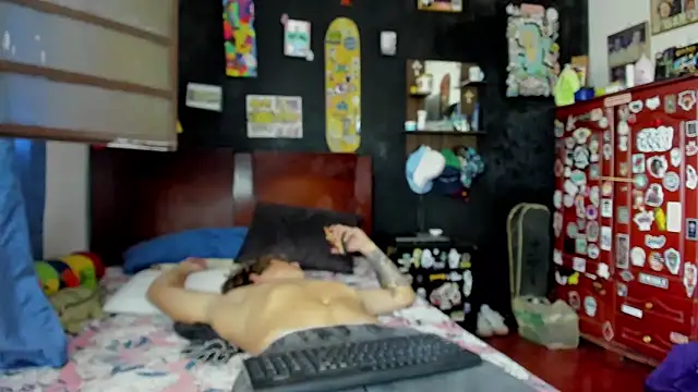 Tom Krakow online show from 09-29-25, 06:46