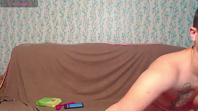 Snapshot of Anna_Ki chatting on 11-14-25, 03:27 Anna Ki online show from 11-14-25, 03:27