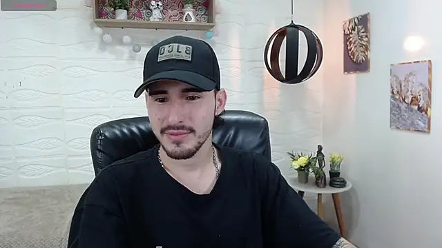 DmitriSanders online show from 01-25-25, 07:39