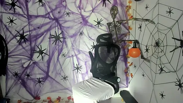 DmitriSanders online show from 10-06-25, 03:53