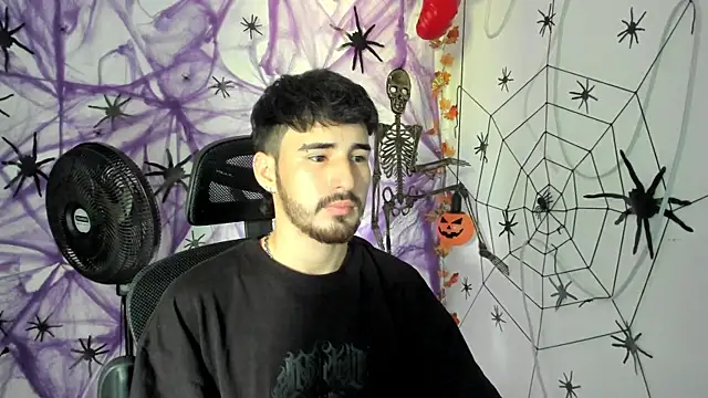 DmitriSanders online show from 11-05-25, 03:45