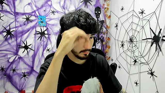 DmitriSanders online show from 11-16-25, 05:07