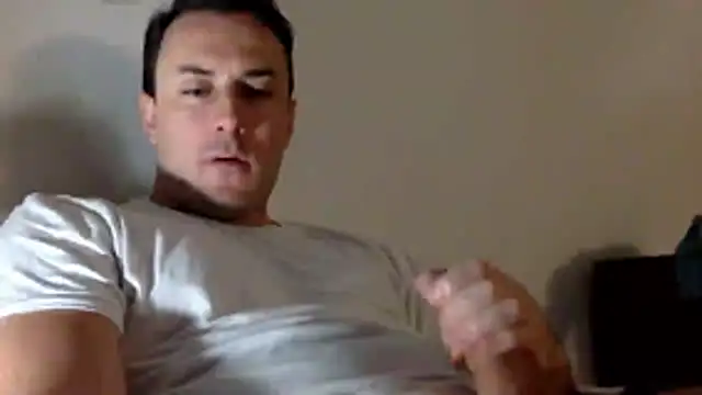 Snapshot of mainnrd chatting on 05-04-26, 08:27 mainnrd online show from 05-04-26, 08:27