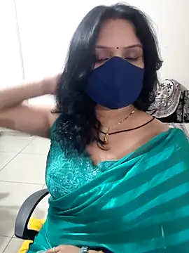Snapshot of khushikhushi chatting on 06-18-26, 05:28 khushikhushi online show from 06-18-26, 05:28