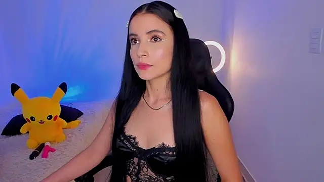 Snapshot of melanyrouse1 chatting on 04-19-26, 08:00 melanyrouse1 online show from 04-19-26, 08:00