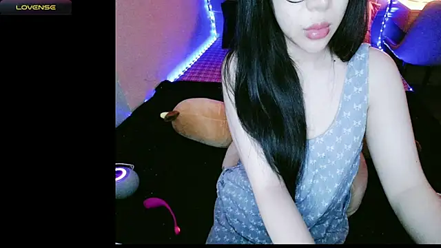  Viviann  online show from 09-23-25, 04:10