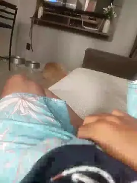 Snapshot of dredre1069 chatting on 12-22-25, 06:49 dredre1069 online show from 12-22-25, 06:49