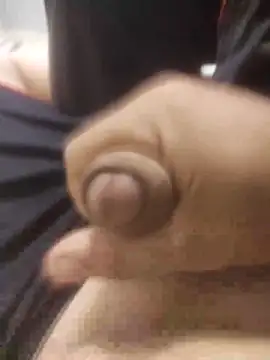 Snapshot of dredre1069 chatting on 03-10-26, 02:05 dredre1069 online show from 03-10-26, 02:05