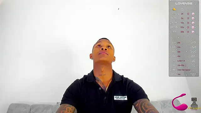 Snapshot of esteveen_ortegas_ chatting on 02-21-25, 07:01 esteveen ortegas online show from 02-21-25, 07:01