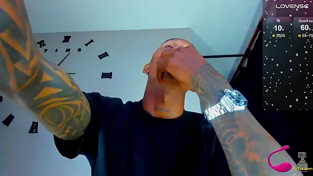 Snapshot of esteveen_ortegas_ chatting on 03-21-25, 09:12 esteveen ortegas online show from 03-21-25, 09:12