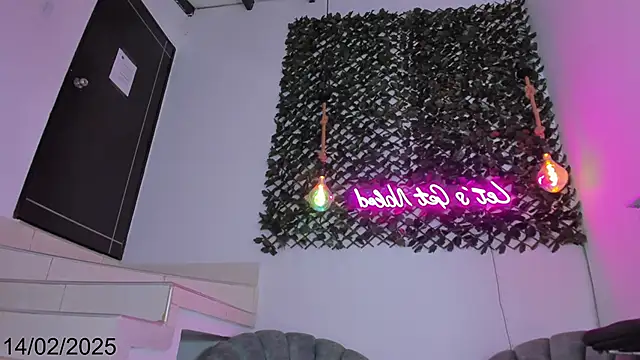 Brianna Stars online show from 02-15-25, 04:45