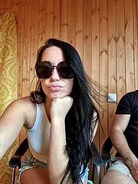 Snapshot of -Pupsiki- chatting on 10-26-25, 06:41 -Pupsiki- online show from 10-26-25, 06:41