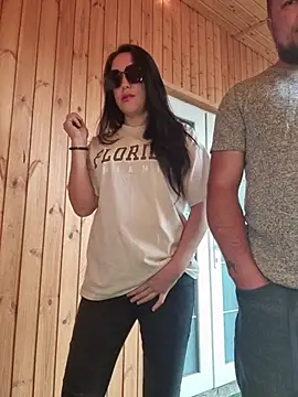 Snapshot of -Pupsiki- chatting on 11-15-25, 07:16 -Pupsiki- online show from 11-15-25, 07:16