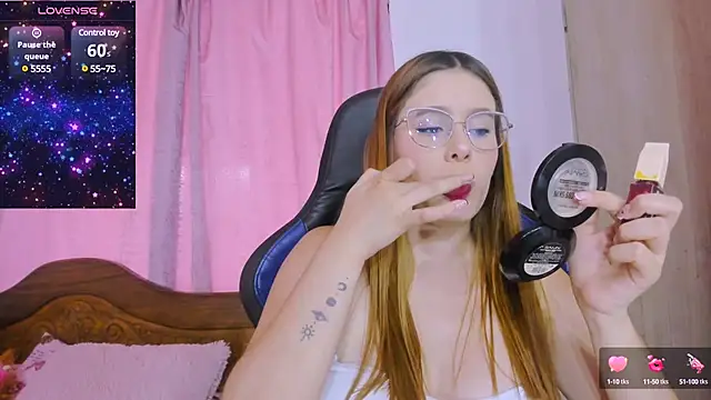 Snapshot of ParisShayk chatting on 03-01-25, 06:00 ParisShayk online show from 03-01-25, 06:00