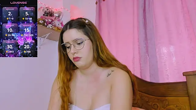 Snapshot of ParisShayk chatting on 03-22-25, 09:10 ParisShayk online show from 03-22-25, 09:10