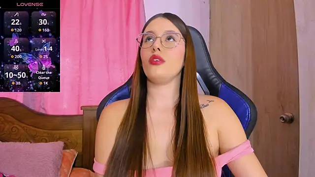 Snapshot of ParisShayk chatting on 10-15-25, 06:08 ParisShayk online show from 10-15-25, 06:08