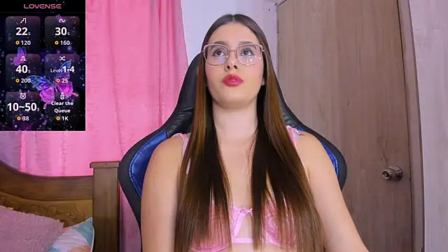 ParisShayk online show from 10-20-25, 06:08