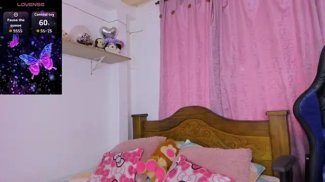 Snapshot of ParisShayk chatting on 10-24-25, 06:04 ParisShayk online show from 10-24-25, 06:04