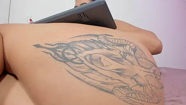 Snapshot of little_sam_ chatting on 12-18-24, 06:10 little sam online show from 12-18-24, 06:10