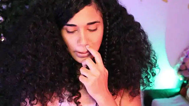 Mysensualbrunette1 online show from 12-06-24, 07:43