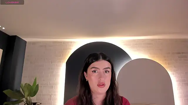 PaulinaSantos  online show from 06-03-26, 07:08