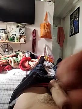 Snapshot of elflaco2714 chatting on 02-05-26, 07:40 elflaco2714 online show from 02-05-26, 07:40