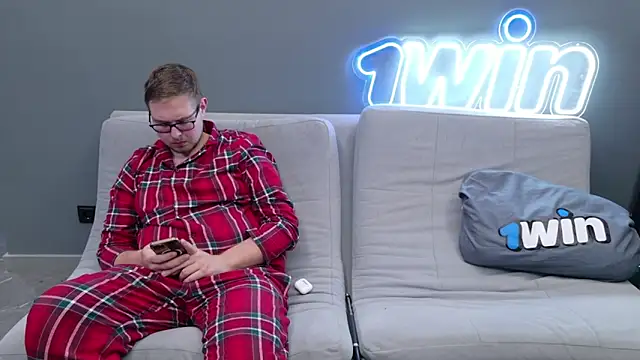 Ksenny online show from 01-08-25, 02:25