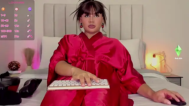 Snapshot of romina-brunette chatting on 09-12-25, 02:50 romina-brunette online show from 09-12-25, 02:50