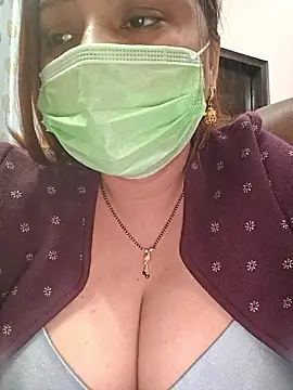 Dianaa9 online show from 11-28-25, 08:00