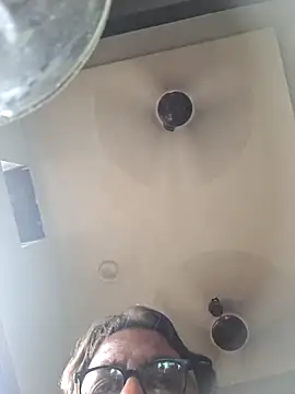 Snapshot of Exhibitionist1508 chatting on 12-19-25, 07:26 Exhibitionist1508 online show from 12-19-25, 07:26