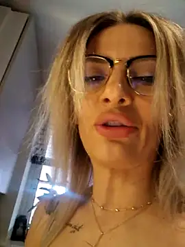 SweetMonicaUK online show from 02-25-25, 10:26