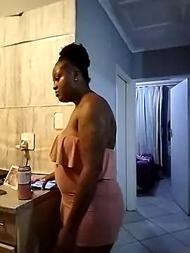 Snapshot of TheDoubleTrouble18xxx chatting on 01-25-25, 08:10 TheDoubleTrouble18xxx online show from 01-25-25, 08:10