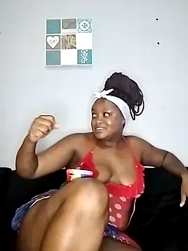 Snapshot of TheDoubleTrouble18xxx chatting on 02-15-25, 07:06 TheDoubleTrouble18xxx online show from 02-15-25, 07:06