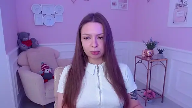 LucySkilar online show from 01-28-25, 11:28