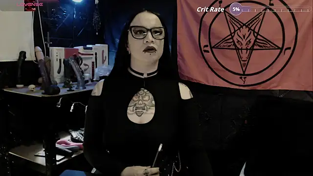 Evil Queen 666 online show from 03-25-26, 06:52