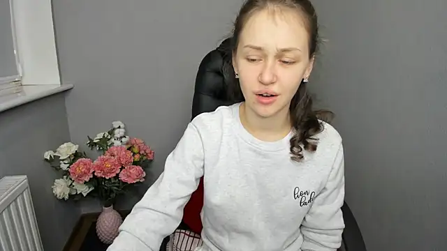 AfinaCutie online show from 12-14-24, 11:39