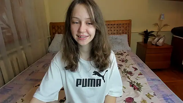 AfinaCutie online show from 10-21-25, 01:01