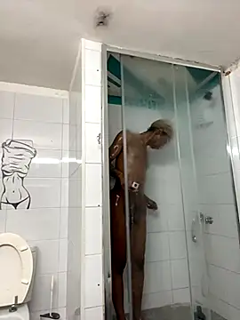 Snapshot of tamarabigass1 chatting on 10-13-25, 03:56 tamarabigass1 online show from 10-13-25, 03:56