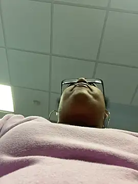 ebonyred online show from 01-28-25, 08:36