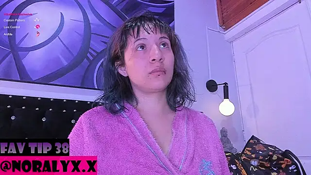 Snapshot of hey_noraly chatting on 07-03-26, 04:08 hey noraly online show from 07-03-26, 04:08