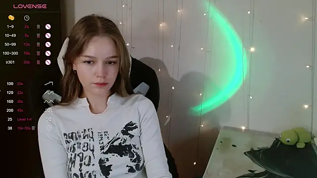 Snapshot of amelia_sweeti chatting on 11-20-25, 09:36 amelia sweeti online show from 11-20-25, 09:36