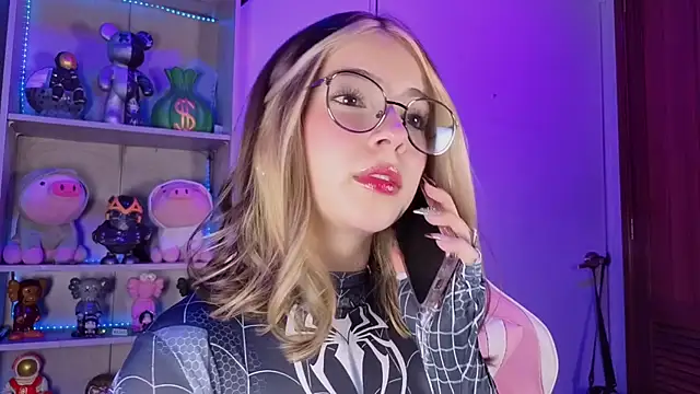 EmilyMiller  online show from 09-09-25, 04:39